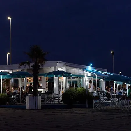 דירה Seaside House, Free Parking On The לידו די אוסטיה